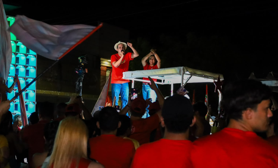 Cadu de Lula mobiliza &acirc;??mar de gente&acirc;?? com Piseiro do 13 nas ruas de Mossor&Atilde;&sup3;