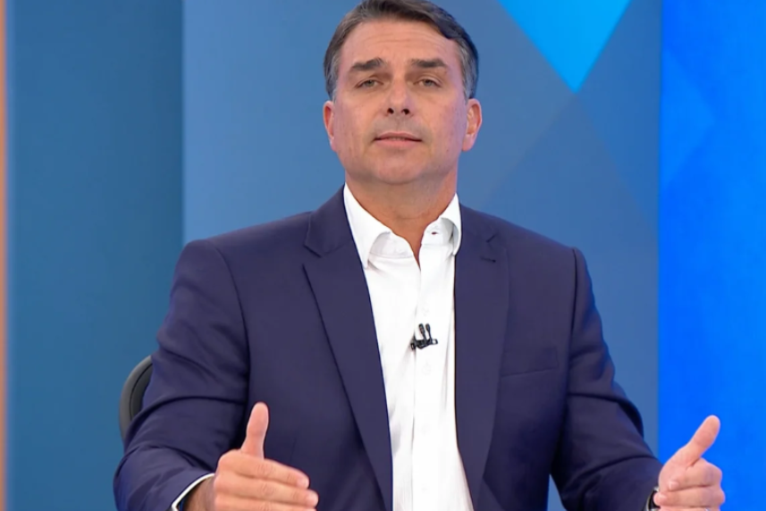 FlÃ¡vio anuncia âVira Pixâ para devolver parte dos gastos dos brasileiros