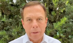 João Doria anuncia apoio a Flávio Bolsonaro na disputa pela Presidência