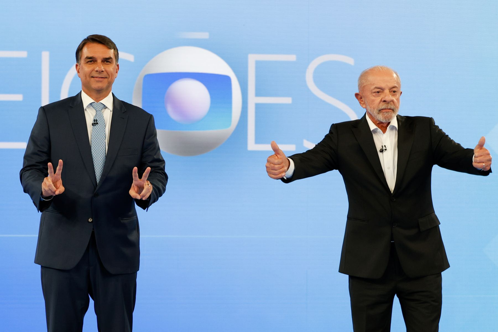 De lavagem: FlÃ¡vio vence Lula no debate da Globo por 9 a 1
