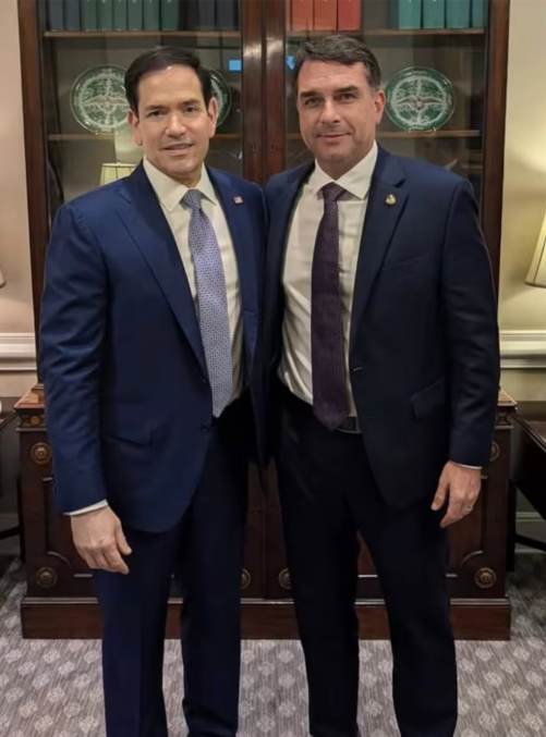 Aliado de Trump afirma que Marco Rubio articulou a fuga de FlÃ¡io Bolsonaro para os EUA