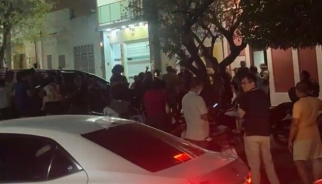 Revolta em Caraúbas: servidores vão à Câmara após vereadores de oposição votarem contra crédito para a prefeitura pagar salários