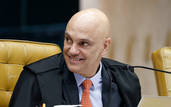 Moraes Ã© validado por eleiÃ§Ã£o de Lula, dobra aposta e tenta acuar Congresso