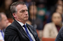 Nunes Marques dá 10 dias para PGR se manifestar sobre novo pedido de revisão da condenação de Jair Bolsonaro